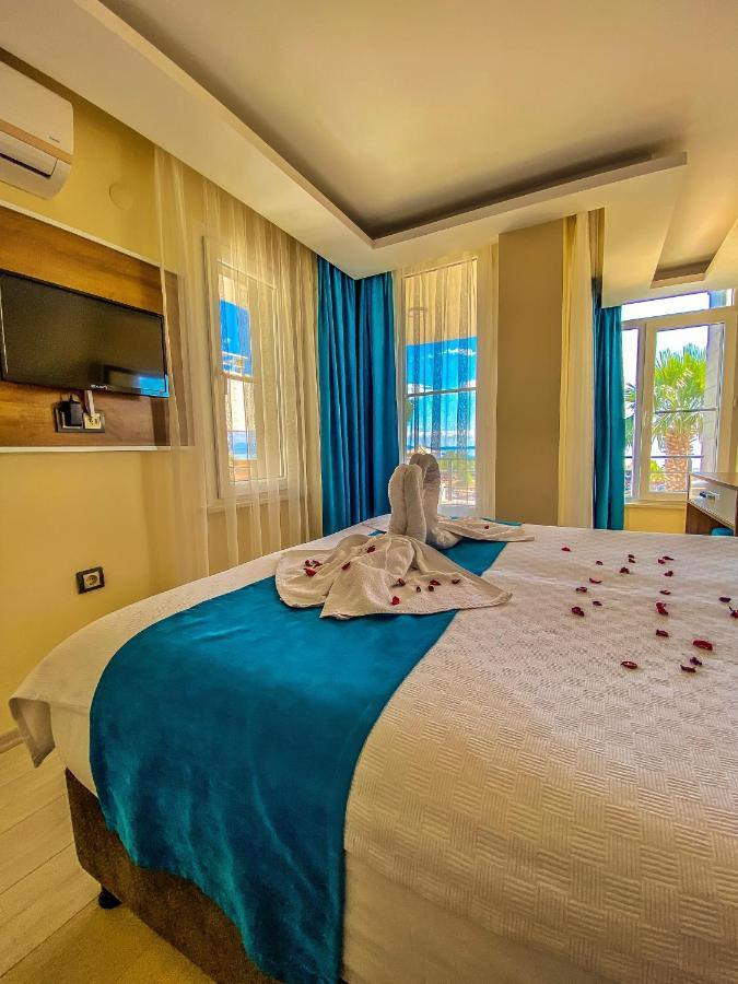 Mas Butik Otel 埃德雷米特 外观 照片