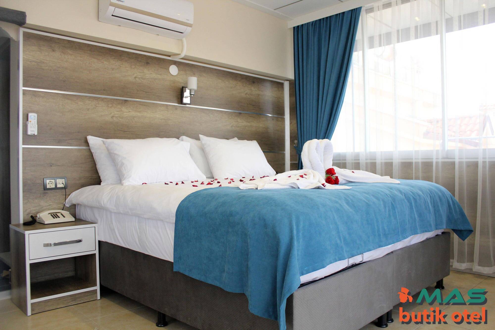 Mas Butik Otel 埃德雷米特 外观 照片