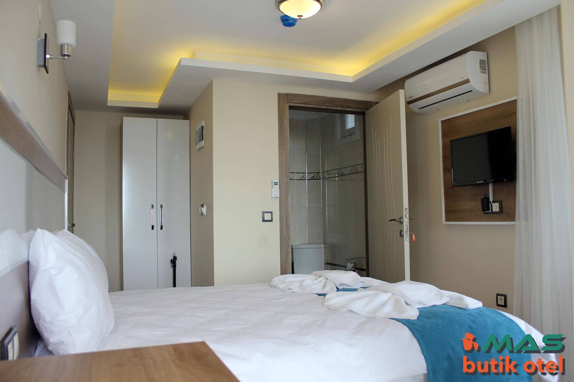 Mas Butik Otel 埃德雷米特 外观 照片